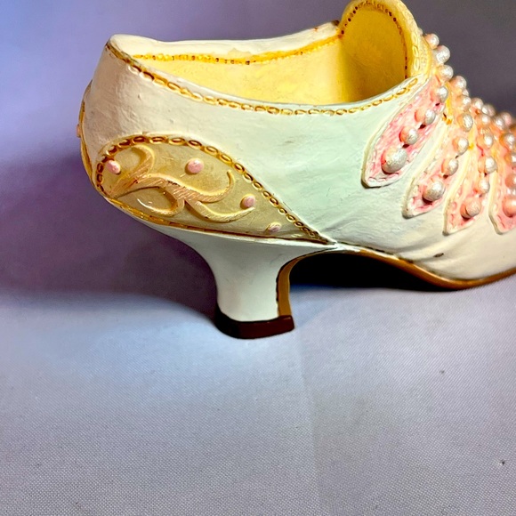 Miniature Collectable Porcelain Shoes Vintage Signed - Picture 8 of 14